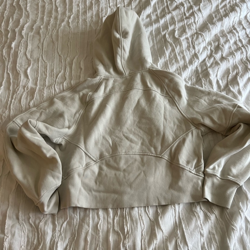 Lululemon Cropped Cream Hoodie Sweater - Picture 7 of 7